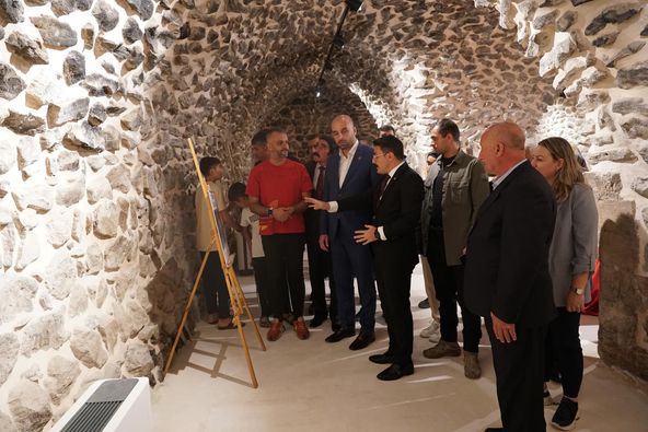 2. DANUK ve FISTIK FESTİVALİ ETKİNLİKLERİ KAPSAMINDA RESİM SERGİSİ VE KİTAP OKUMA ETKİNLİĞİ GERÇEKLEŞTİRİLDİ