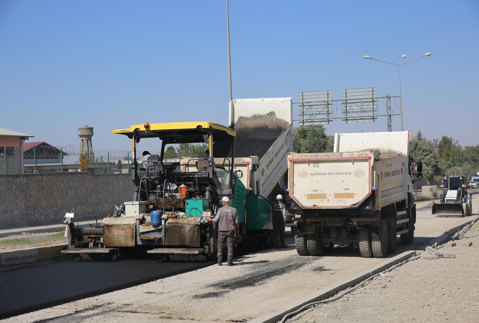 Özgürlük Bulvarı’nda Yenileme Çalışmaları Başladı