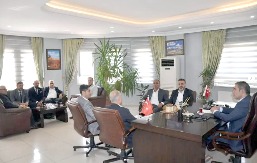 MHP İl Başkanı Çetin’den Sason Belediye Başkanı İrfan Demir’e hayırlı olsun Ziyareti