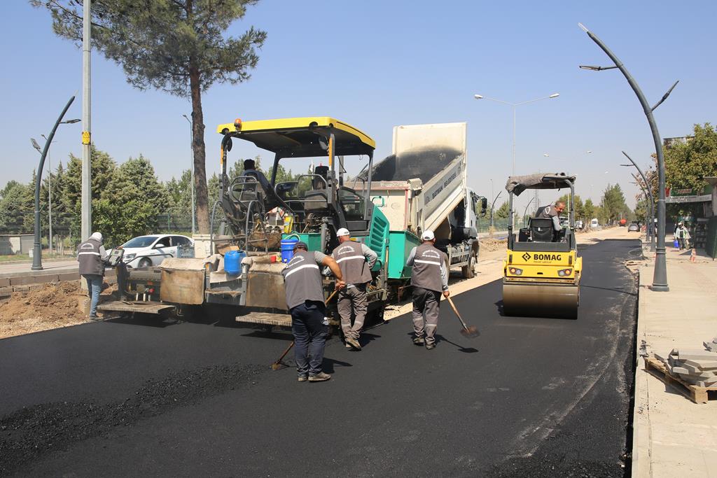 Yenilenen cadde ve sokaklar asfaltlandı