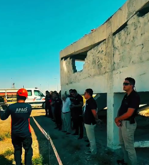 Deprem tatbikatı başarıyla gerçekleştirildi