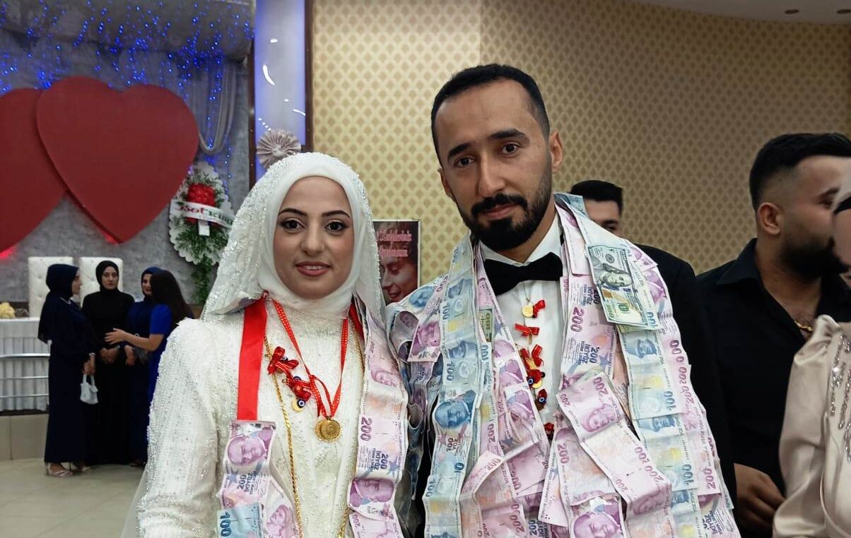 SEYİTOĞLU VE YÜCEL AİLESİNİN MUTLU GÜNÜ