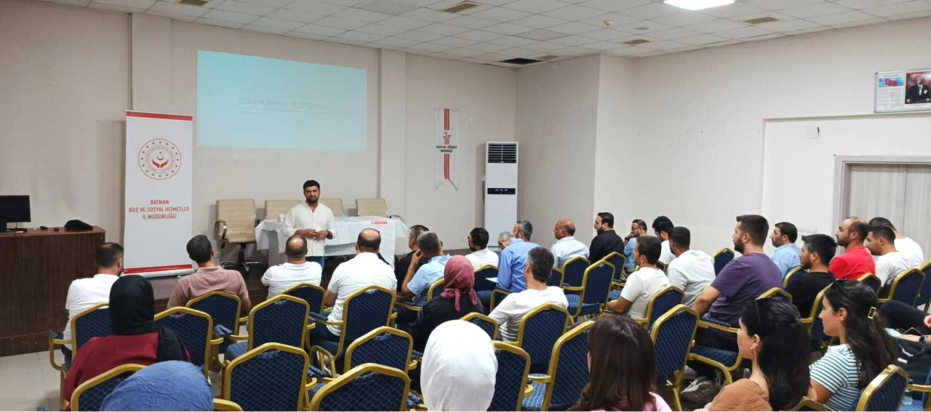 “Çocuk İhmal ve İstismarı” konulu bilgilendirme toplantısı yapıldı