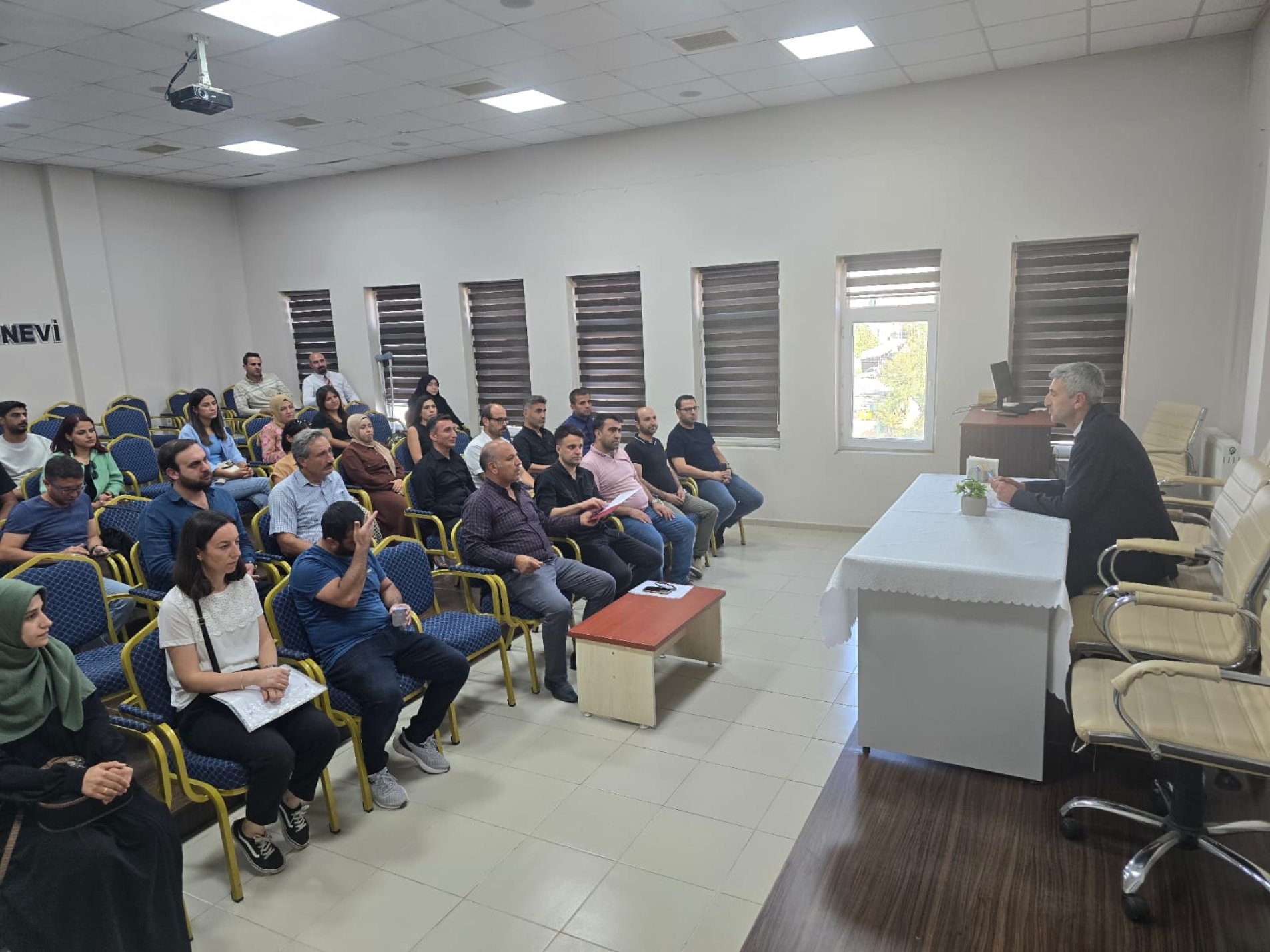 Gercüş’te Okul Müdürleri tanışma toplantısı