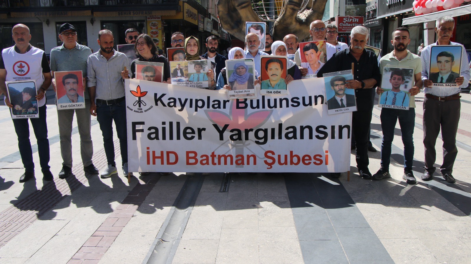 Kayıp yakınları Atalay’ın akıbetini sordu