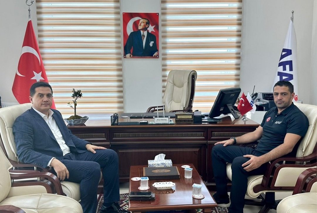 Müdür Canpolat’tan AFAD Müdürü Karaaslan’a tebrik ziyareti