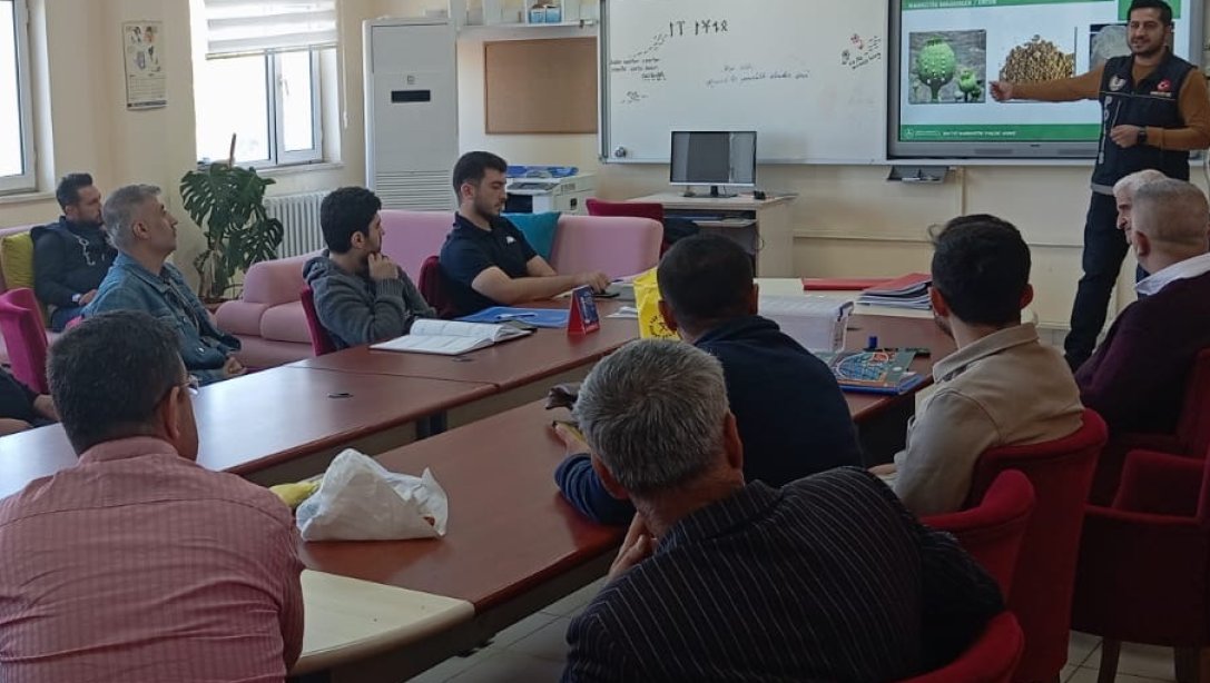 Beşiri’de bağımlılıkla mücadele semineri düzenlendi