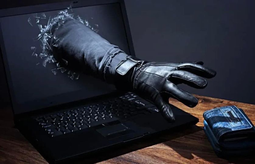 İnternet ve telefon dolandırıcılığına karşı dikkatli olun!