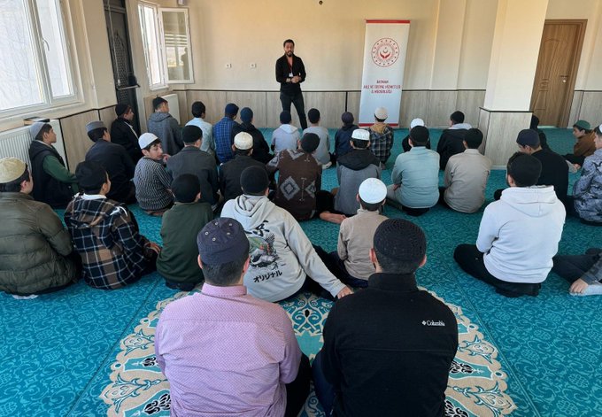 Batman’da Bilinçli Medya Kullanımı Eğitimi Verildi