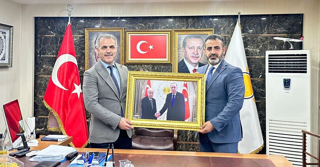 MHP’den, Ak Parti’ye hayırlı olsun ziyareti