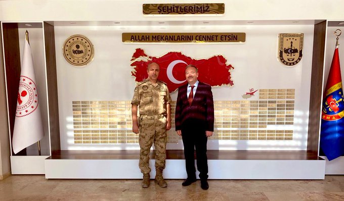 Batman Aile ve Sosyal Hizmetler İl Müdürü Eryarsoy, Jandarma Komutanı Öz’ü Ziyaret Etti