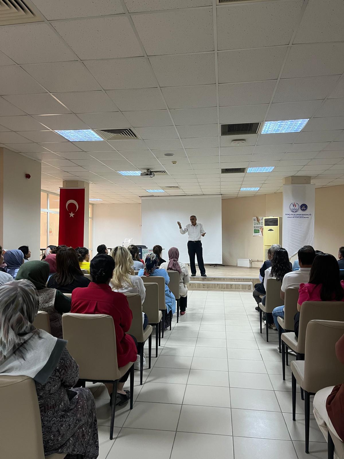 “Öğrencilere Hizmette Kusur Etmeyin”