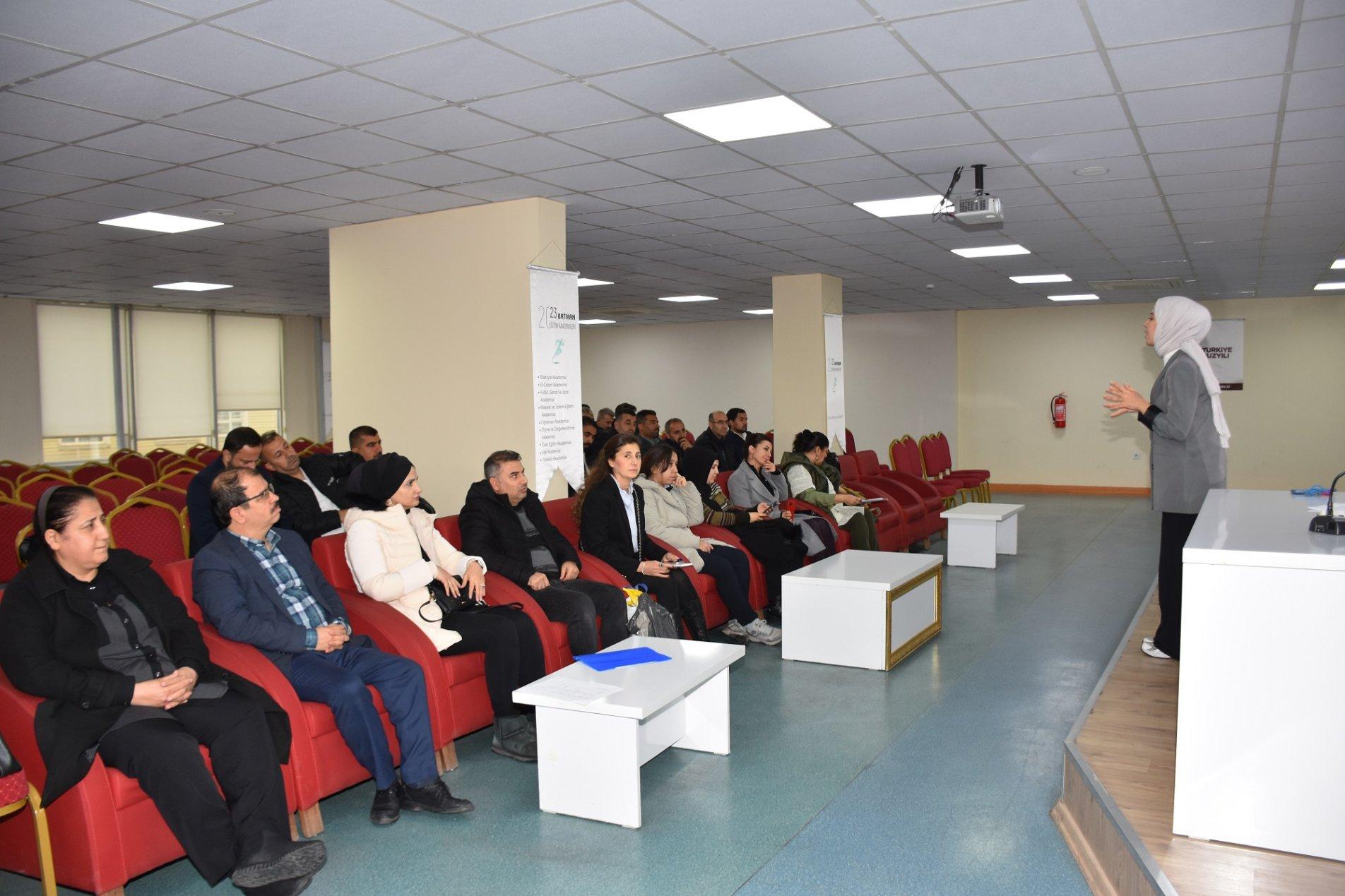 Okul öncesi bilgilendirme ve değerlendirme toplantısı düzenlendi