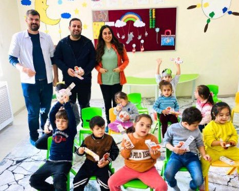 Minik öğrencilere diş sağlığı eğitimi