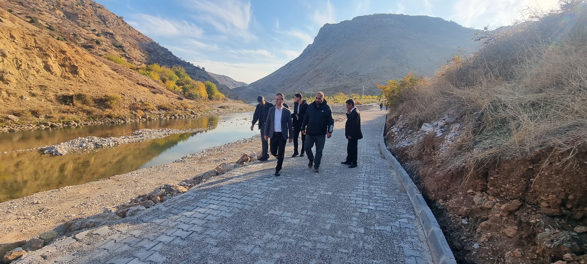 Alıçlı Mesire Alanı Taş Tahkimat ve Yürüyüş Yolu çalışmaları tamamlandı