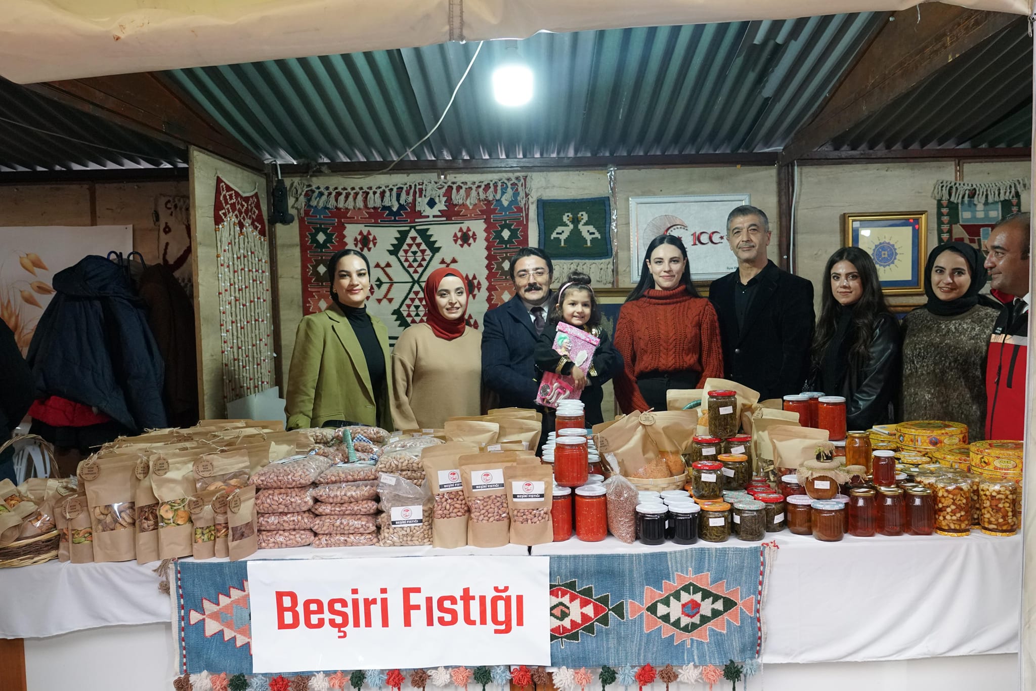 Beşiri standı ziyaretçilerini bekliyor