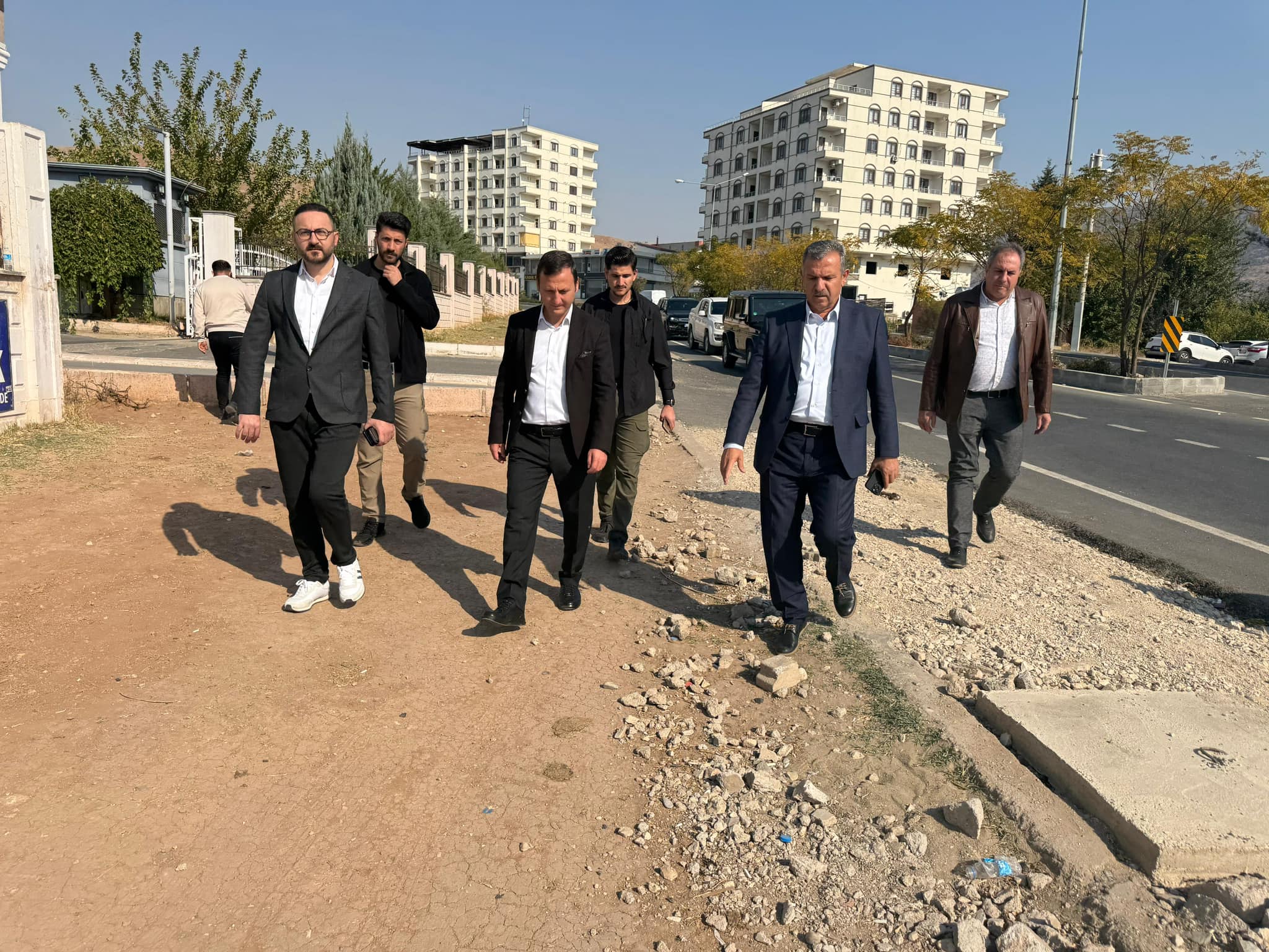 Çetin Emeç Caddesi yenileniyor