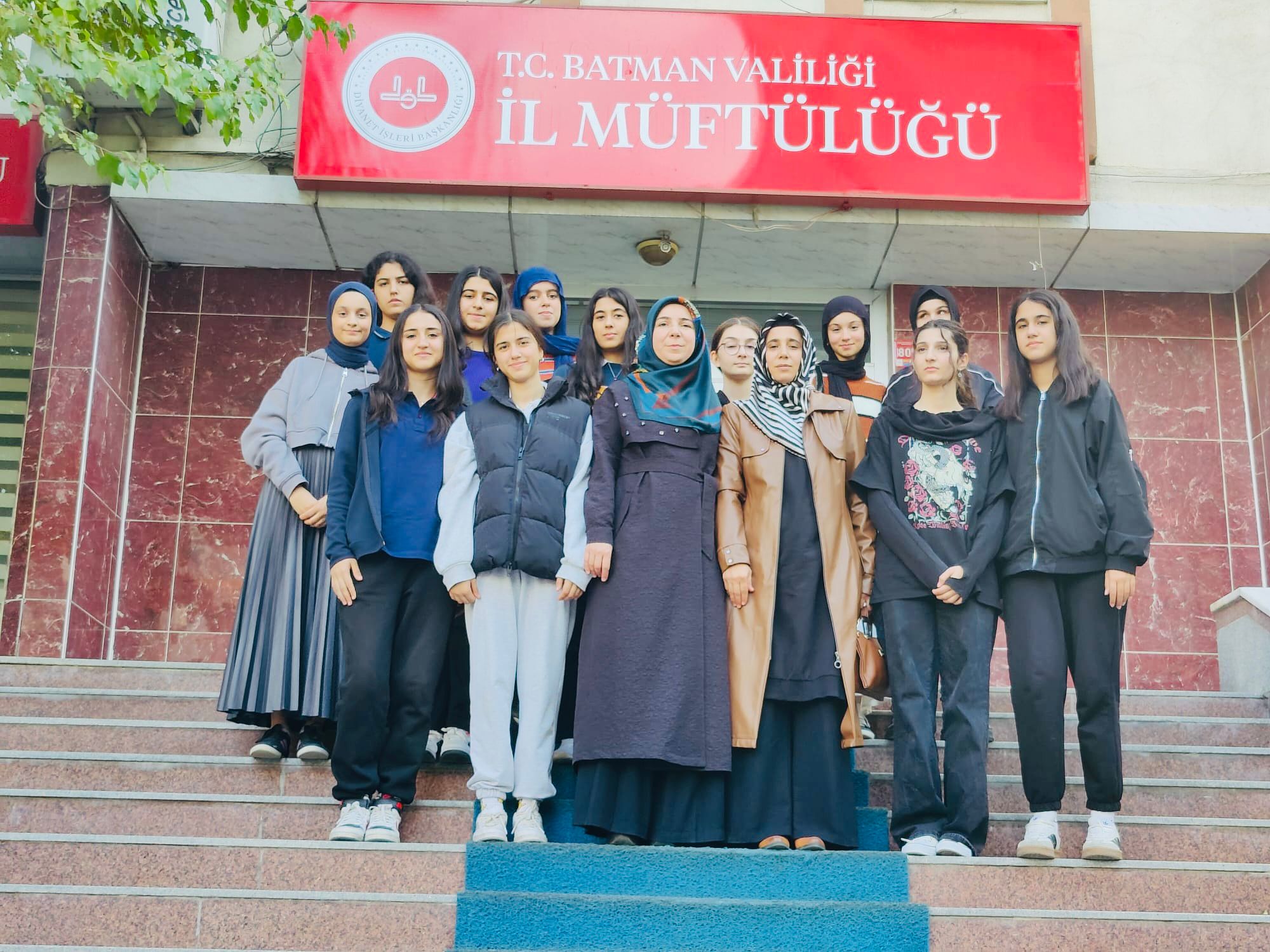 ‘Haydi Gençlik Camiye Projesi’ kapsamında öğrenciler müftülüğü ziyaret etti