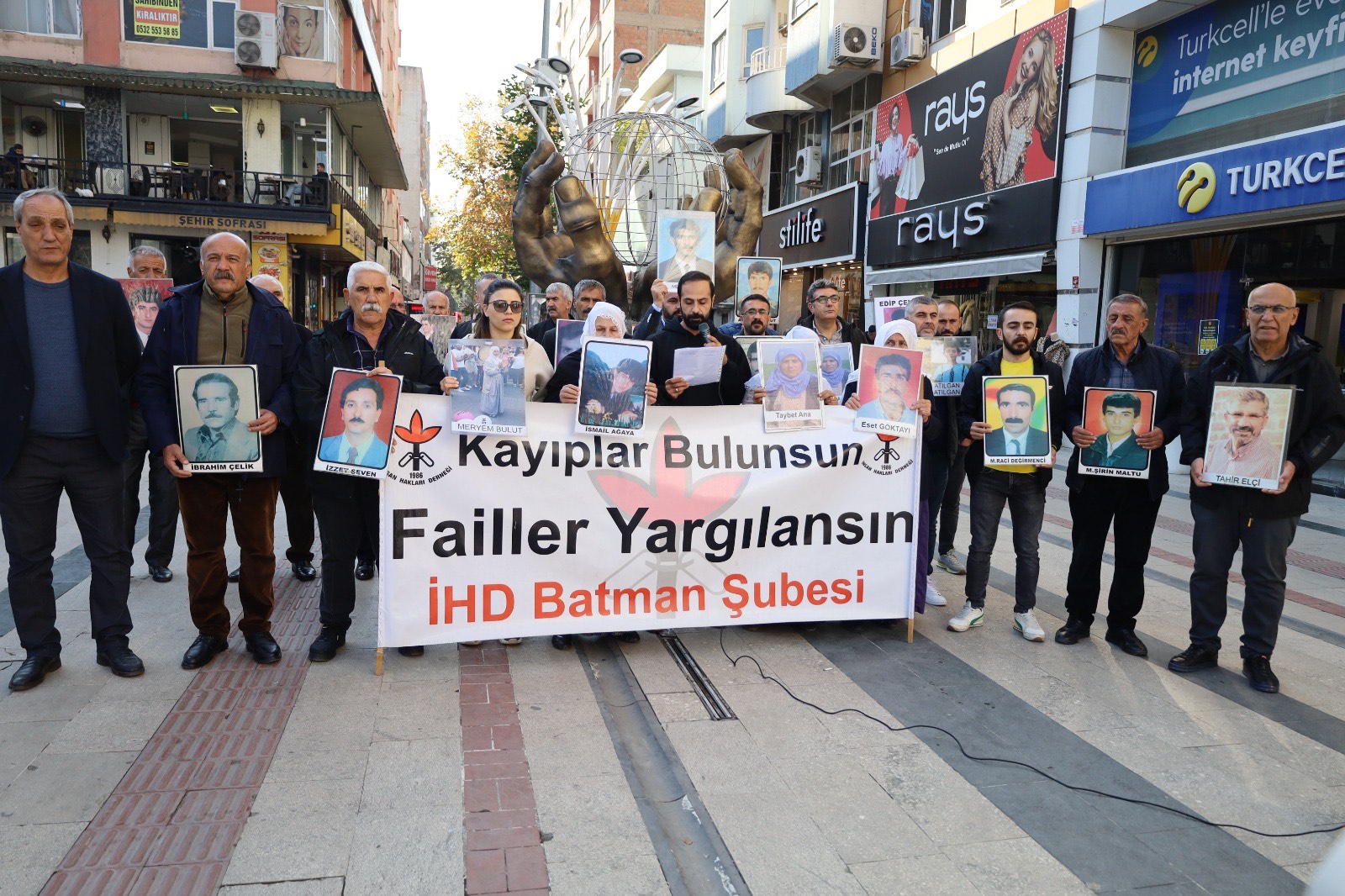 Kayıp yakınları Halit Boran’ın akıbetini sordu