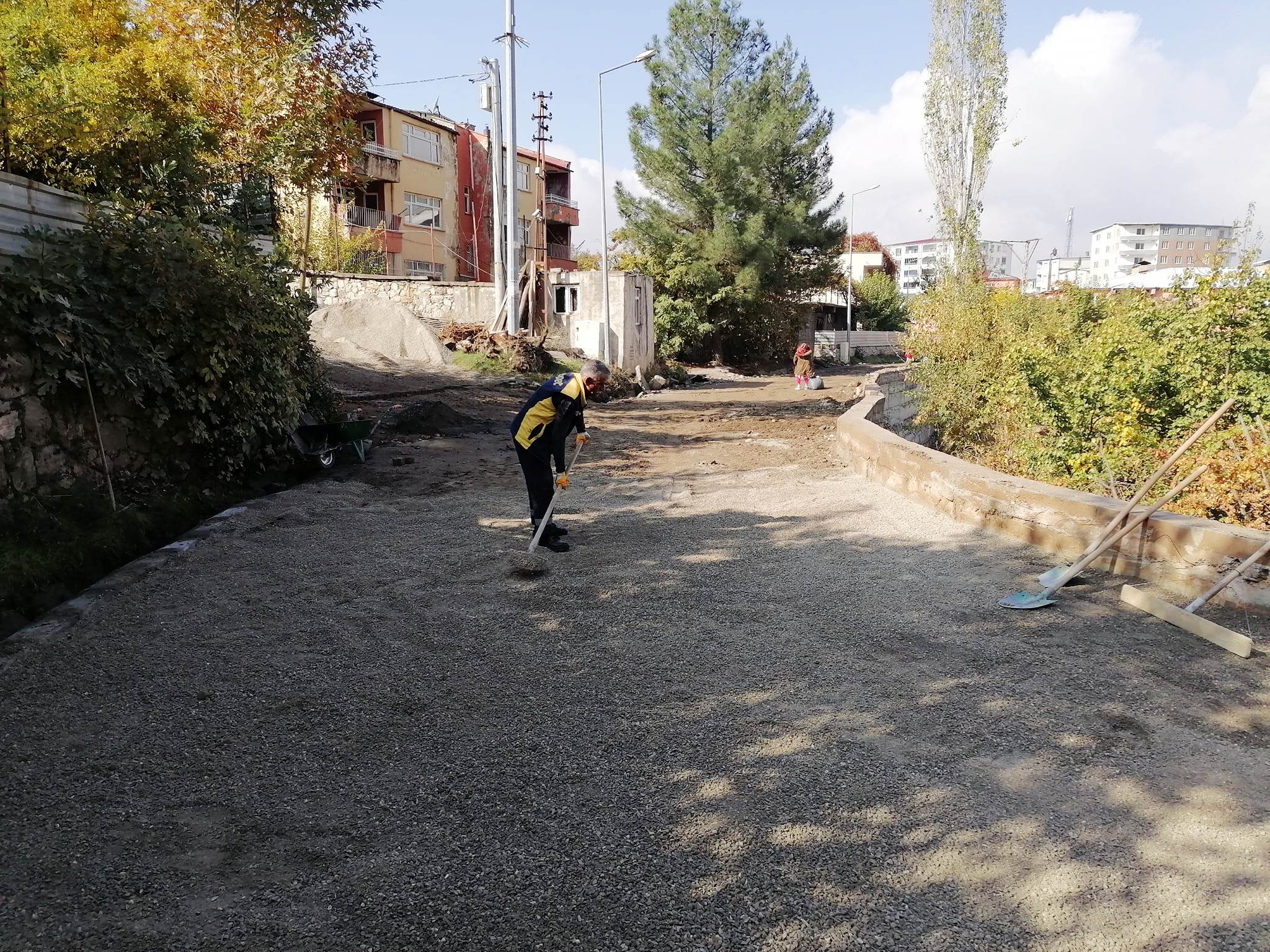 Kilitli parke döşeme çalışması başladı