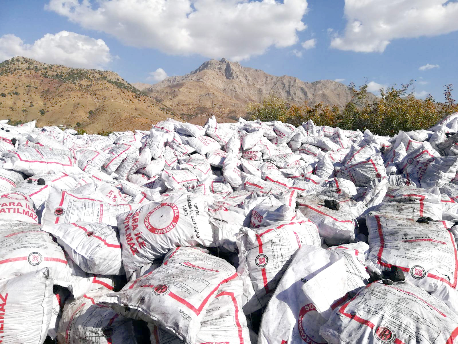 Kömür yardımı başladı