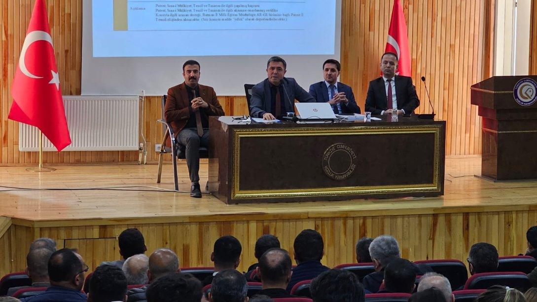 Okul Müdürleriyle eğitim kalitesini artırma toplantısı