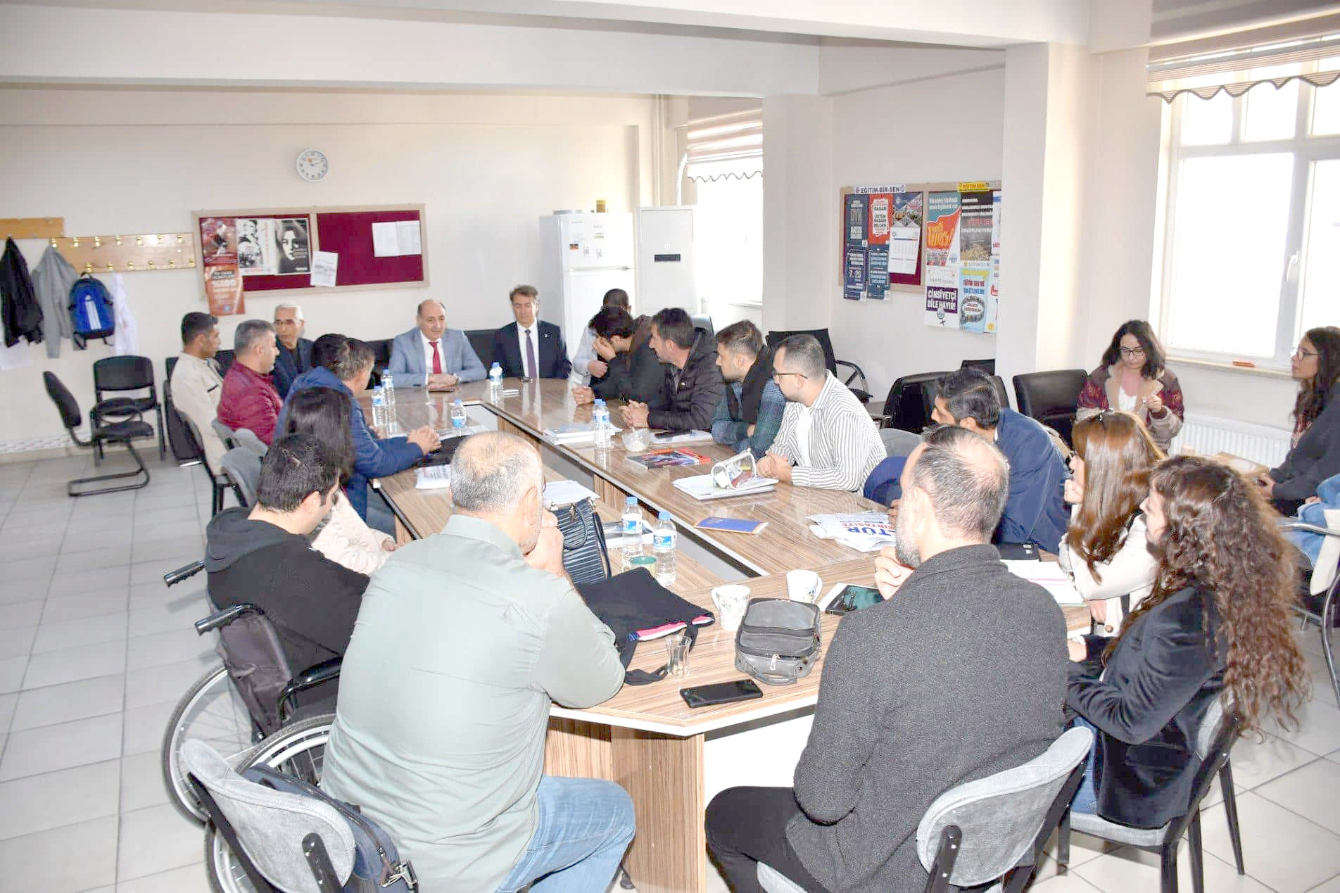 Mehmet Şimşek Anadolu Lisesi’ni ziyaret etti