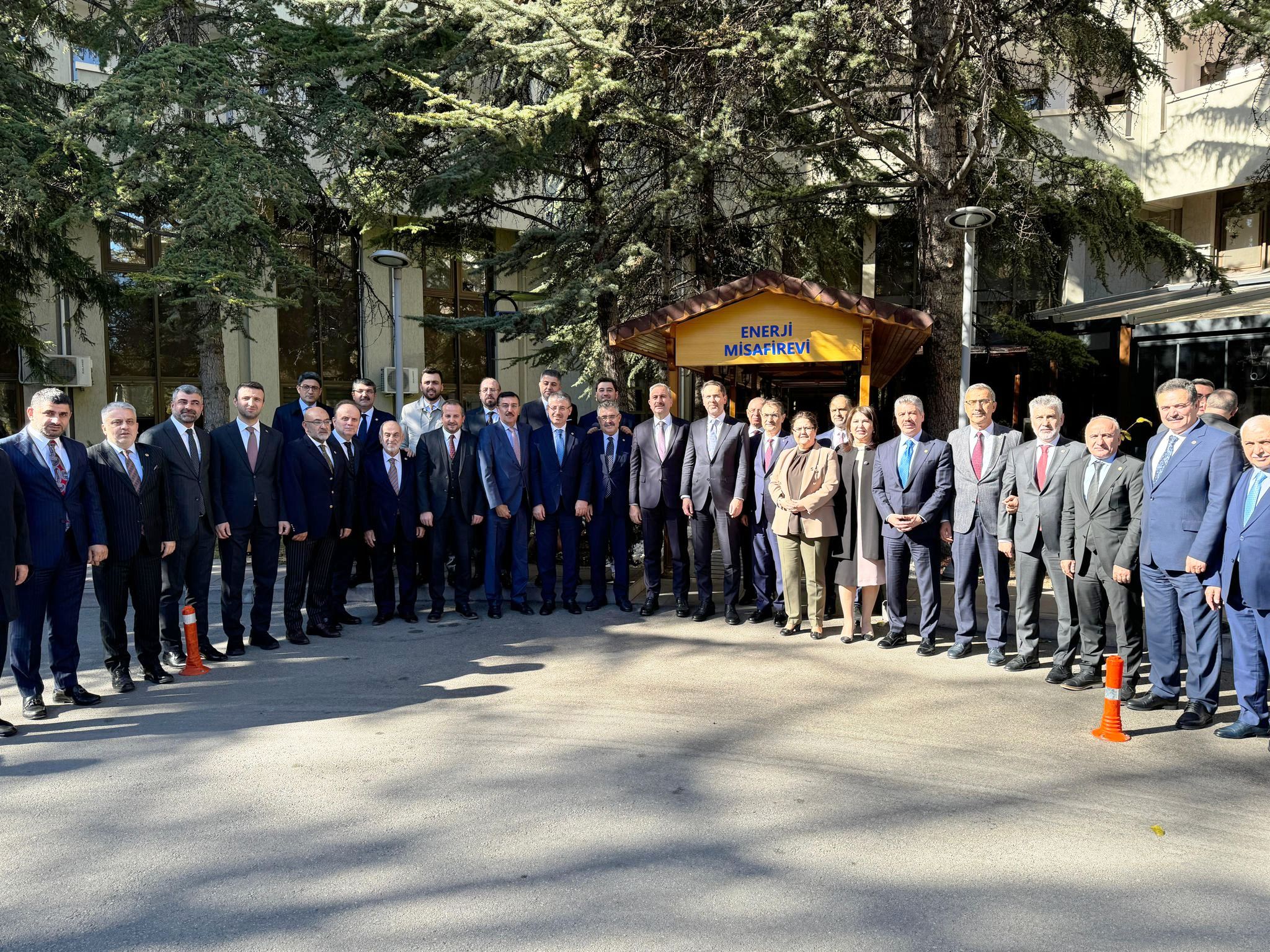 Milletvekili Nasıroğlu Bakan Bayraktar ile bir araya geldi