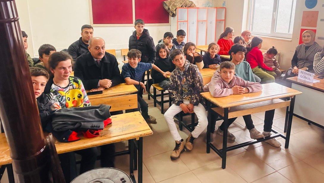 Sason İlçe Milli Eğitim Müdürü Kamuran Aldemir’den Altıdere Okulu’na Ziyaret