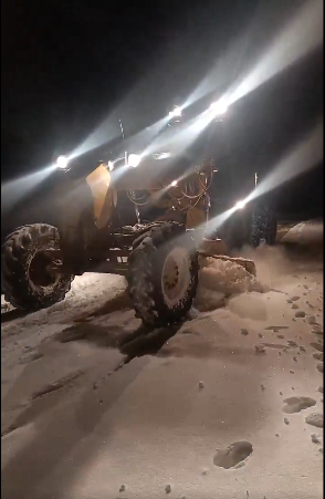 Sason’da karla mücadele sürüyor