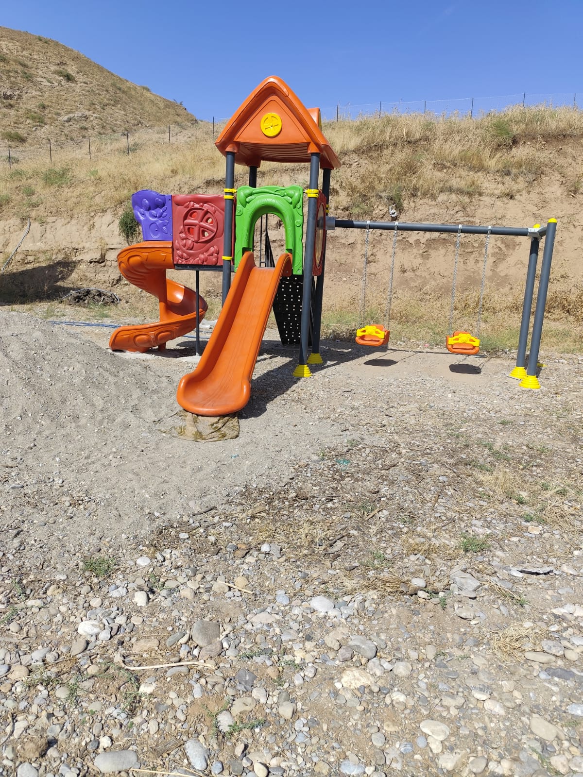 Yıldızlı Köyü Kale Mezrası’na Çocuk Oyun Parkı kuruldu