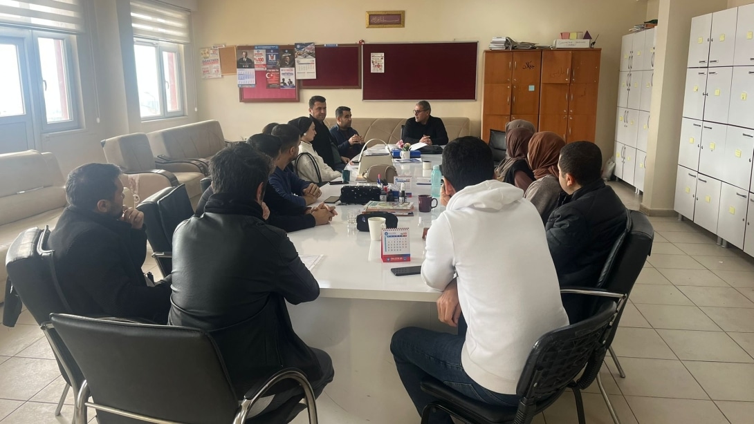 Akademik başarı takip sistemi değerlendirme toplantıları sürüyor