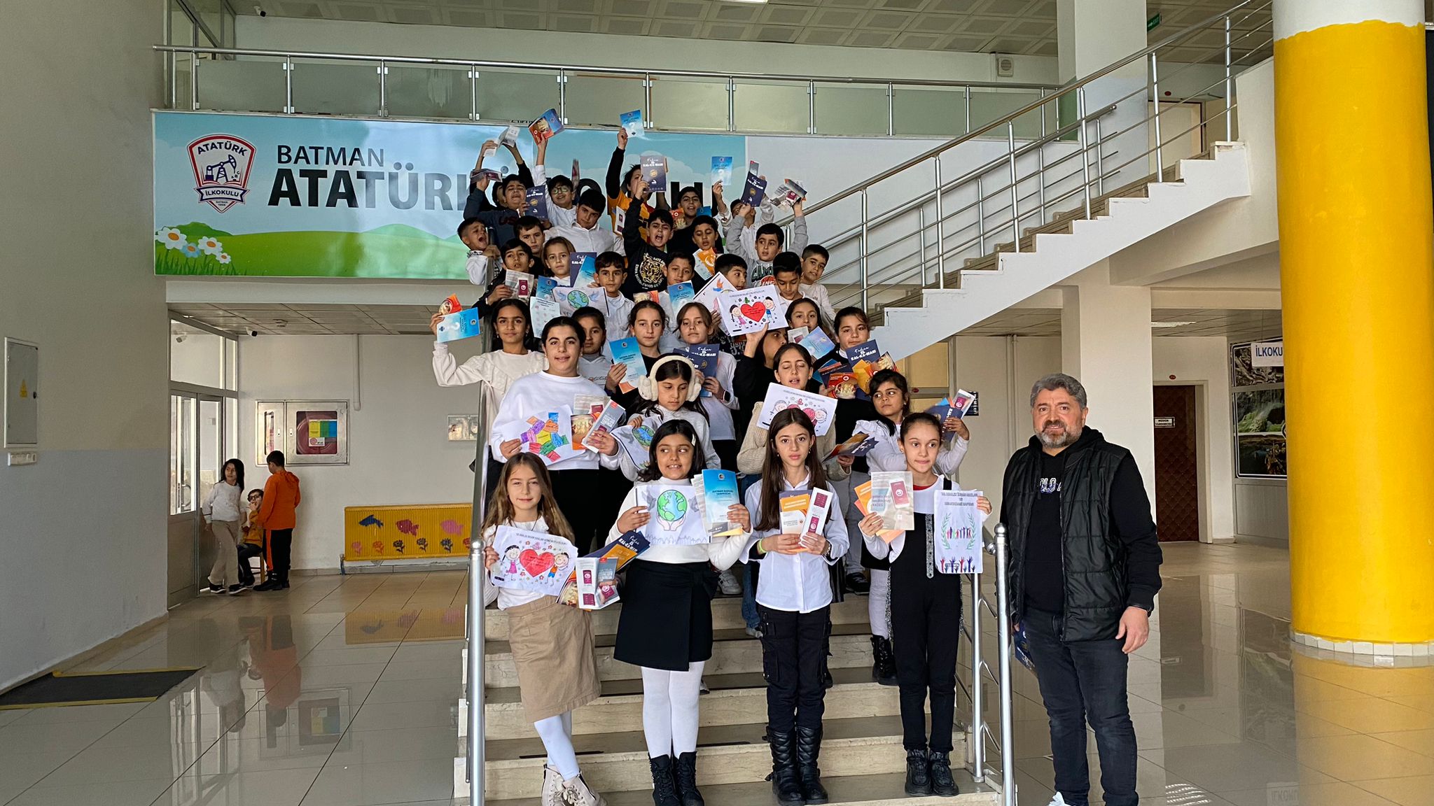 Atatürk İlkokulu’nda İnsan Hakları Haftası Kutlandı