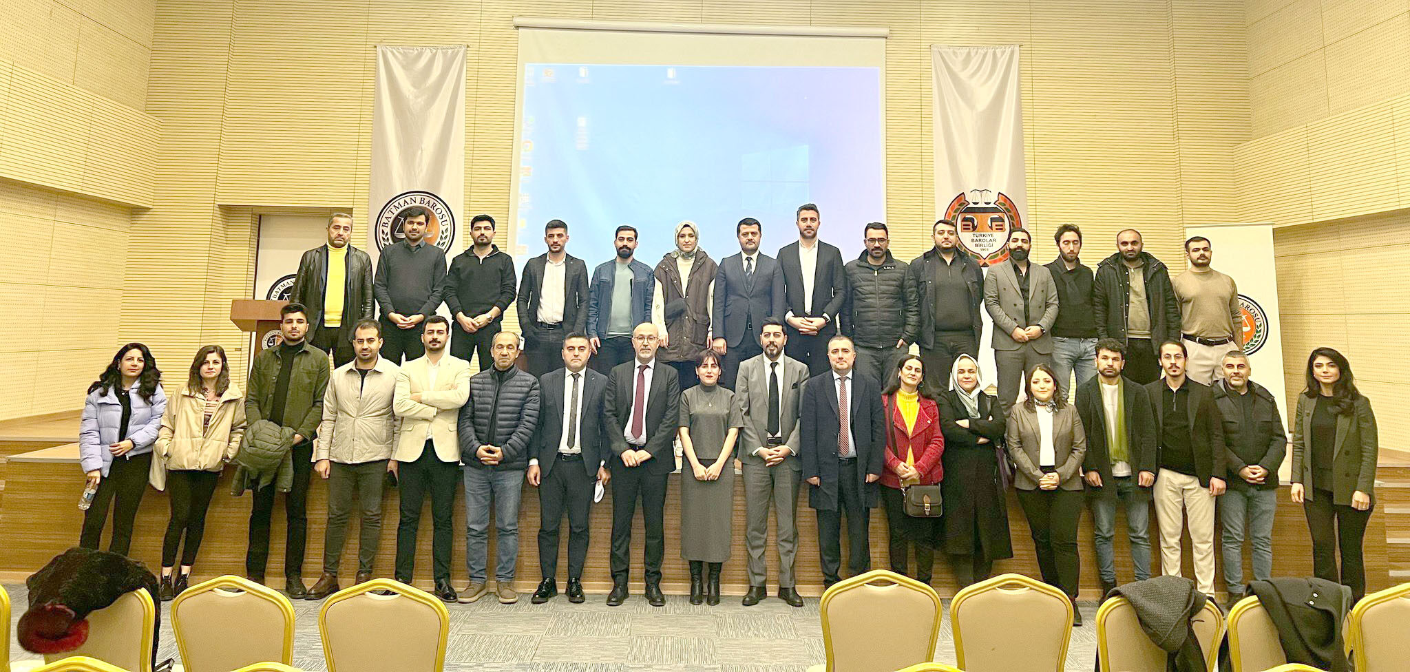 Baro’da “Kayyım Rejimi” konulu panel düzenlendi