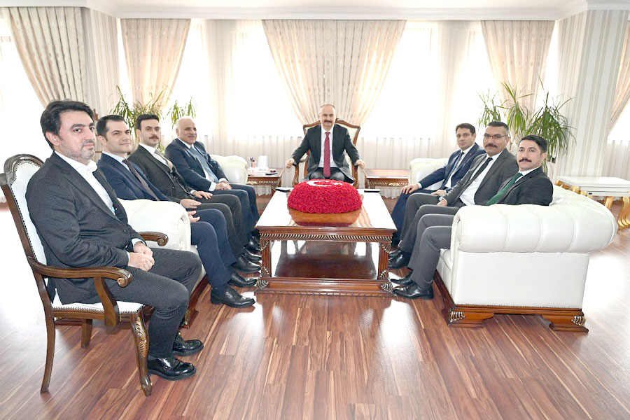 Diyarbakır Valisi Zorluoğlu’ndan Vali Canalp’a nezaket ziyareti