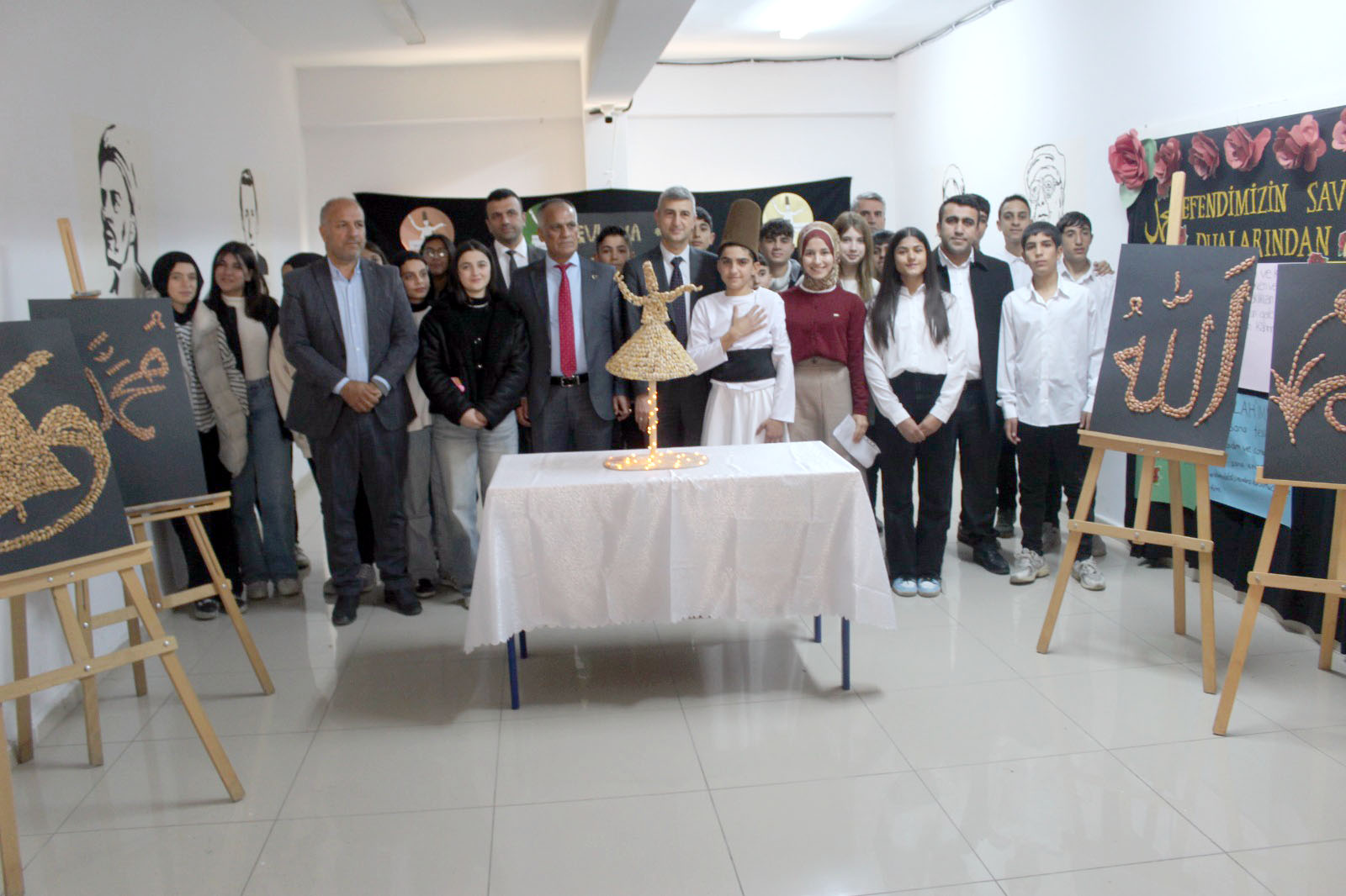 Gercüş’te Mevlana Haftası anma etkinliği ve geri dönüşüm sergisi düzenlendi