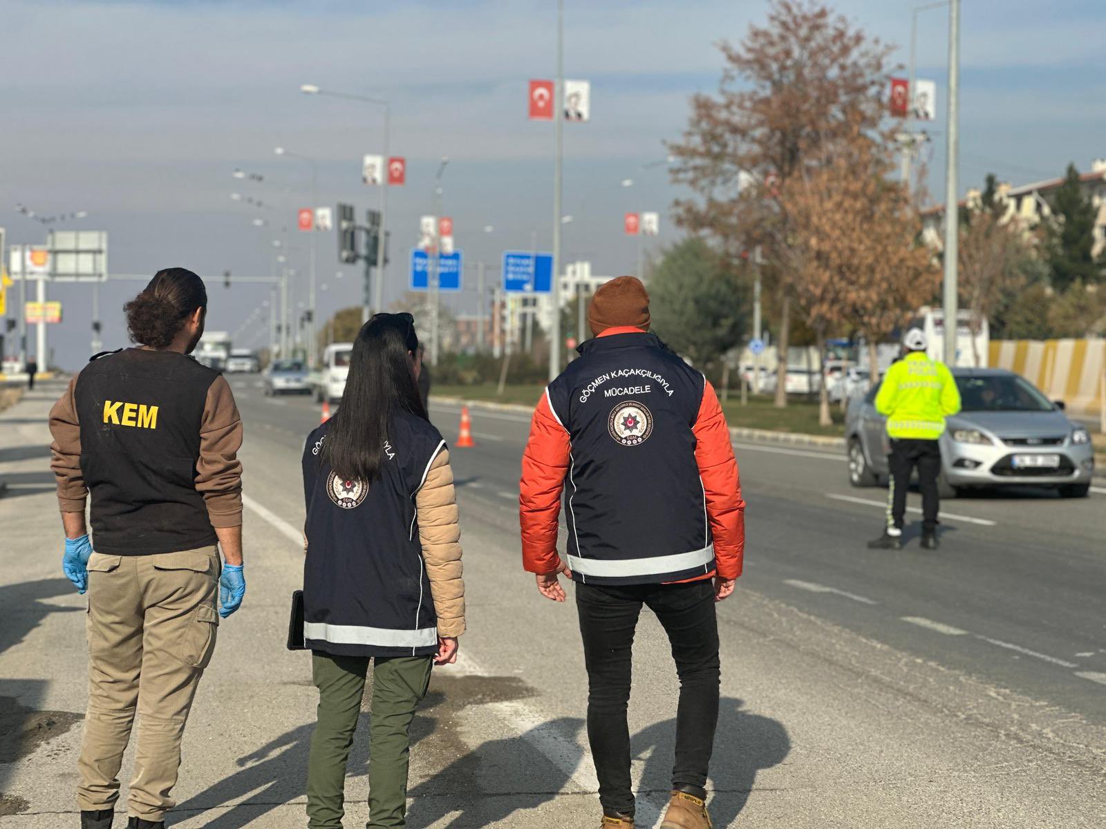 Göçmen kaçakçılığına karşı huzur uygulaması