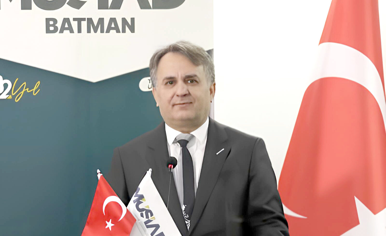 Özdemir ‘Asgari ücret, çalışan ve işveren dengesini gözetmeli’