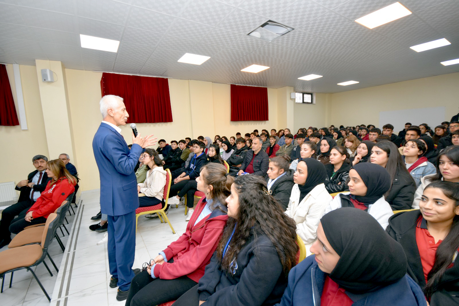 Kızılay’ın ilk yardım eğitimleri devam ediyor