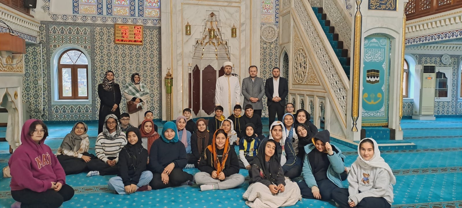Öğrenciler Şevket Başak Camii ve Kur’an Kursu’nu ziyaret etti