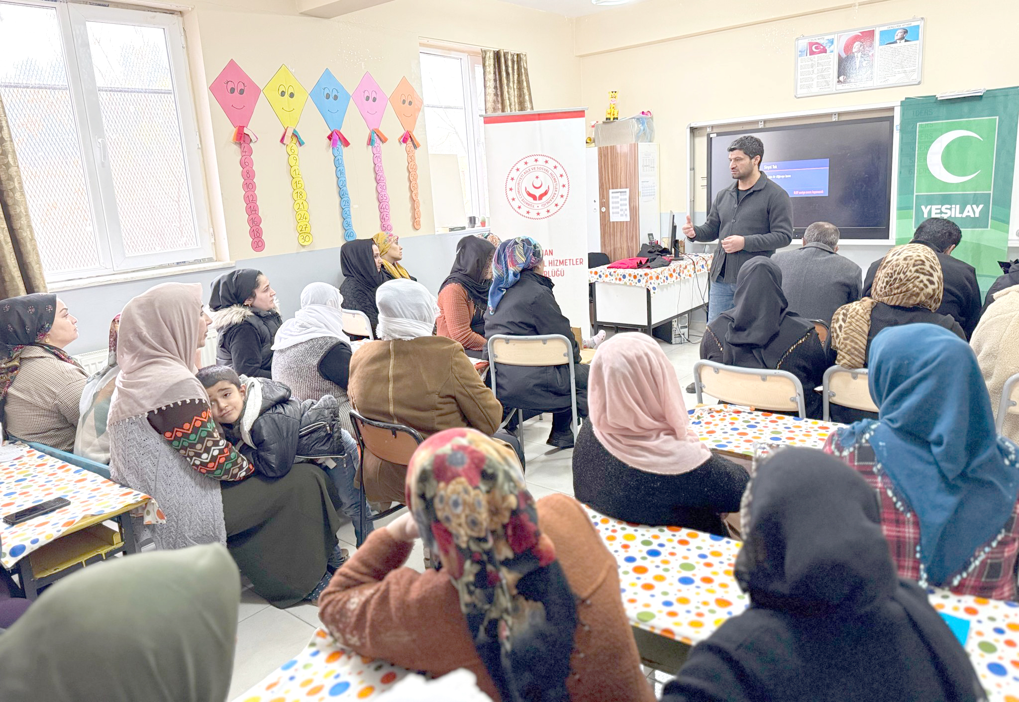 Velilere, teknoloji bağımlılığı eğitimi verildi