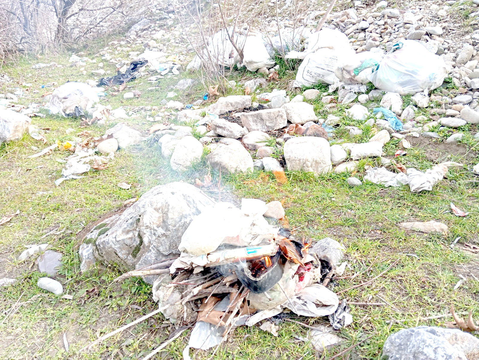 Çöpleri Topladılar