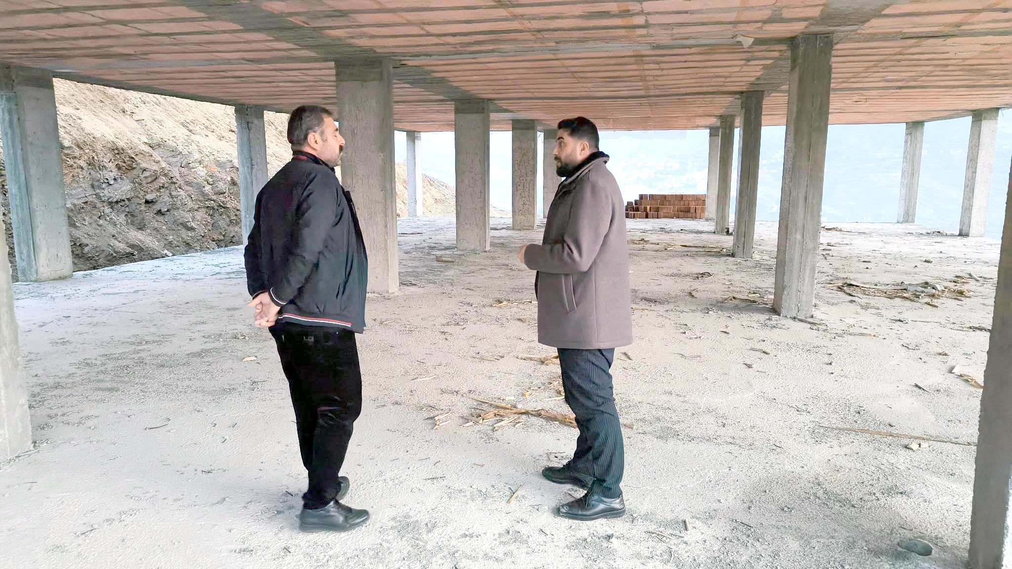 TAZİYE EVİ İNŞAATINI GEZDİ