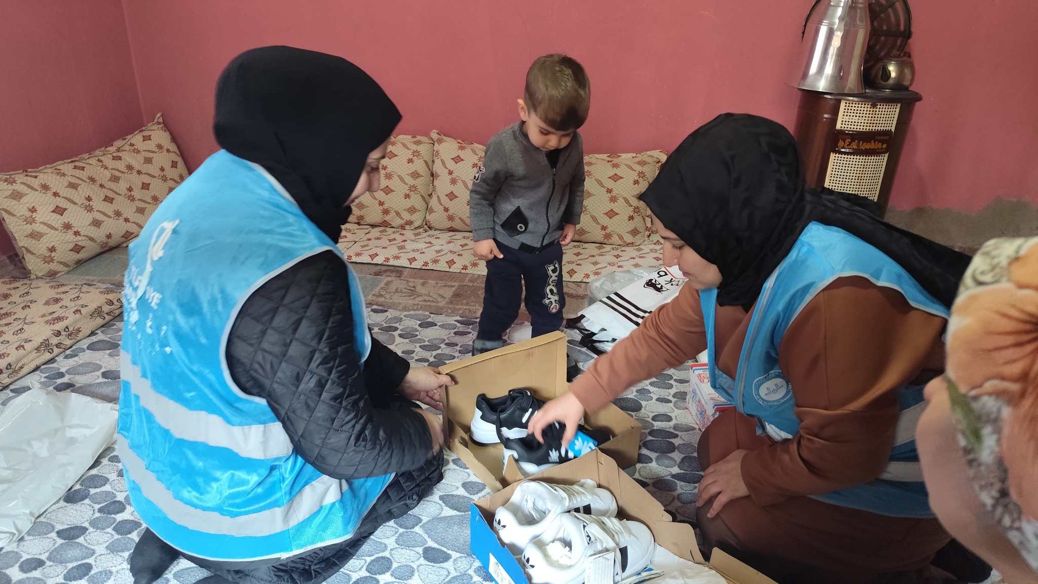 Kış Bayramı yardım kampanyası devam ediyor