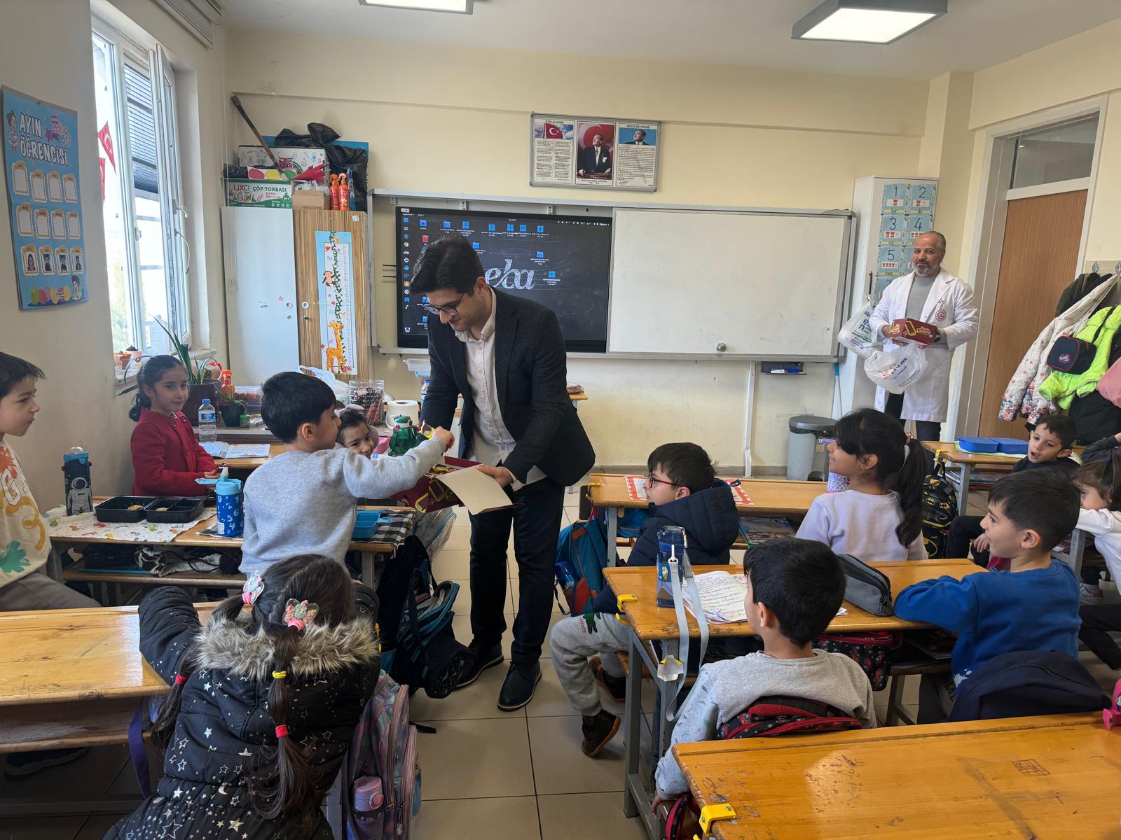 Dicle İlkokulu’na anlamlı ziyaret