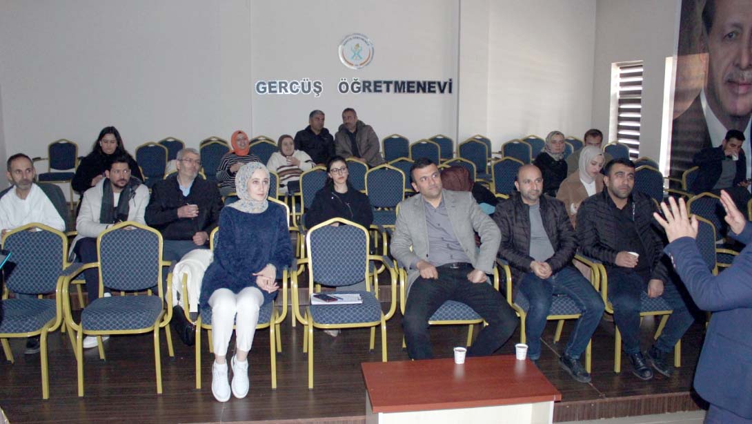 Gercüş’te “ERASMUS Bilgilendirme Toplantısı” Gerçekleştirildi
