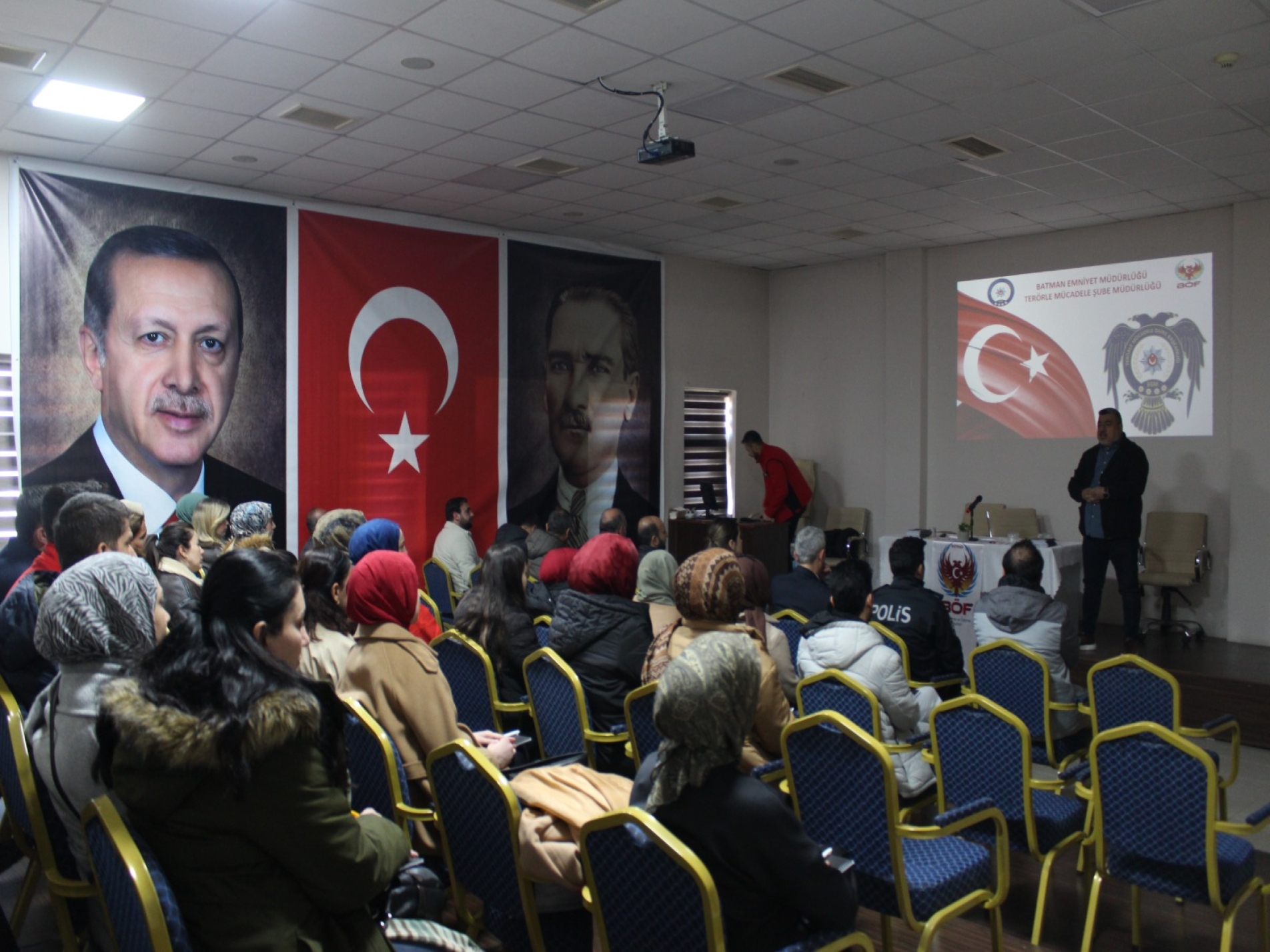 Gercüş’te terörle mücadele semineri düzenlendi