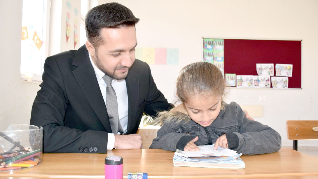 Kozluk’ta Köy Okullarına ziyaret