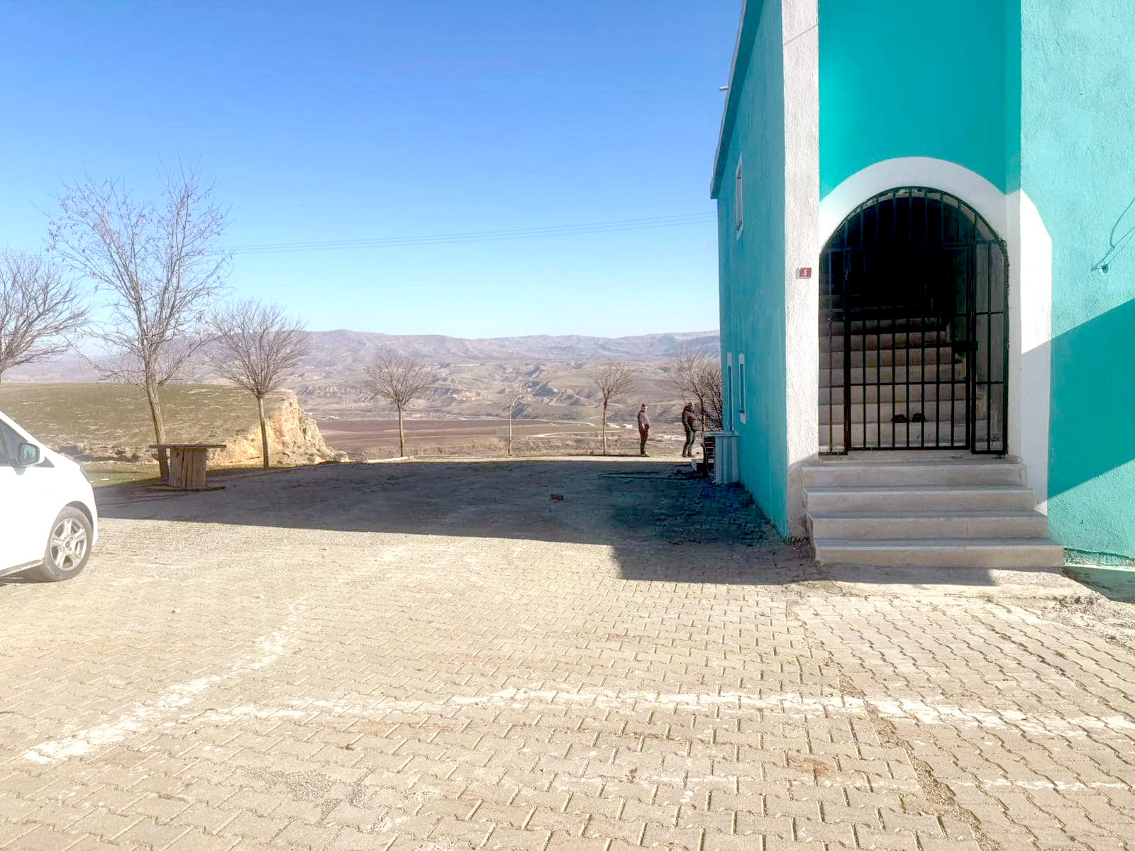 Toptaşı mezrasında kilit parke çalışmaları tamamlandı