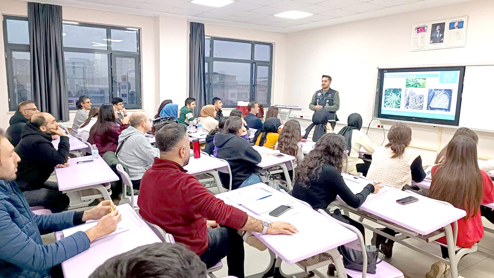 Narkotik semineri düzenlendi